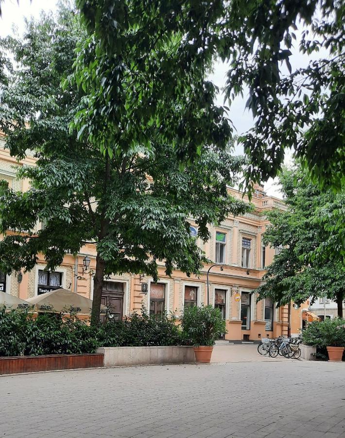 City Life Apartment Debrecen Dış mekan fotoğraf