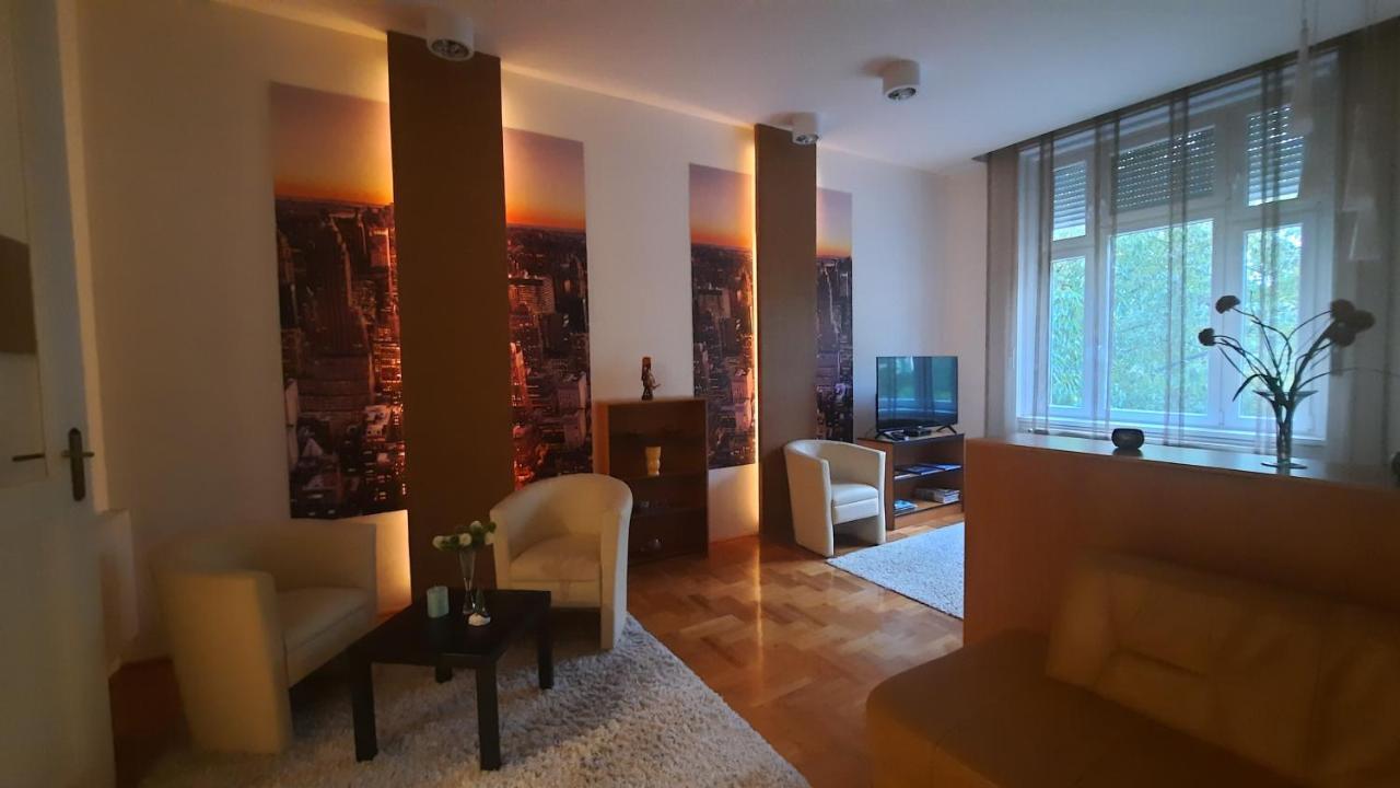 City Life Apartment Debrecen Dış mekan fotoğraf
